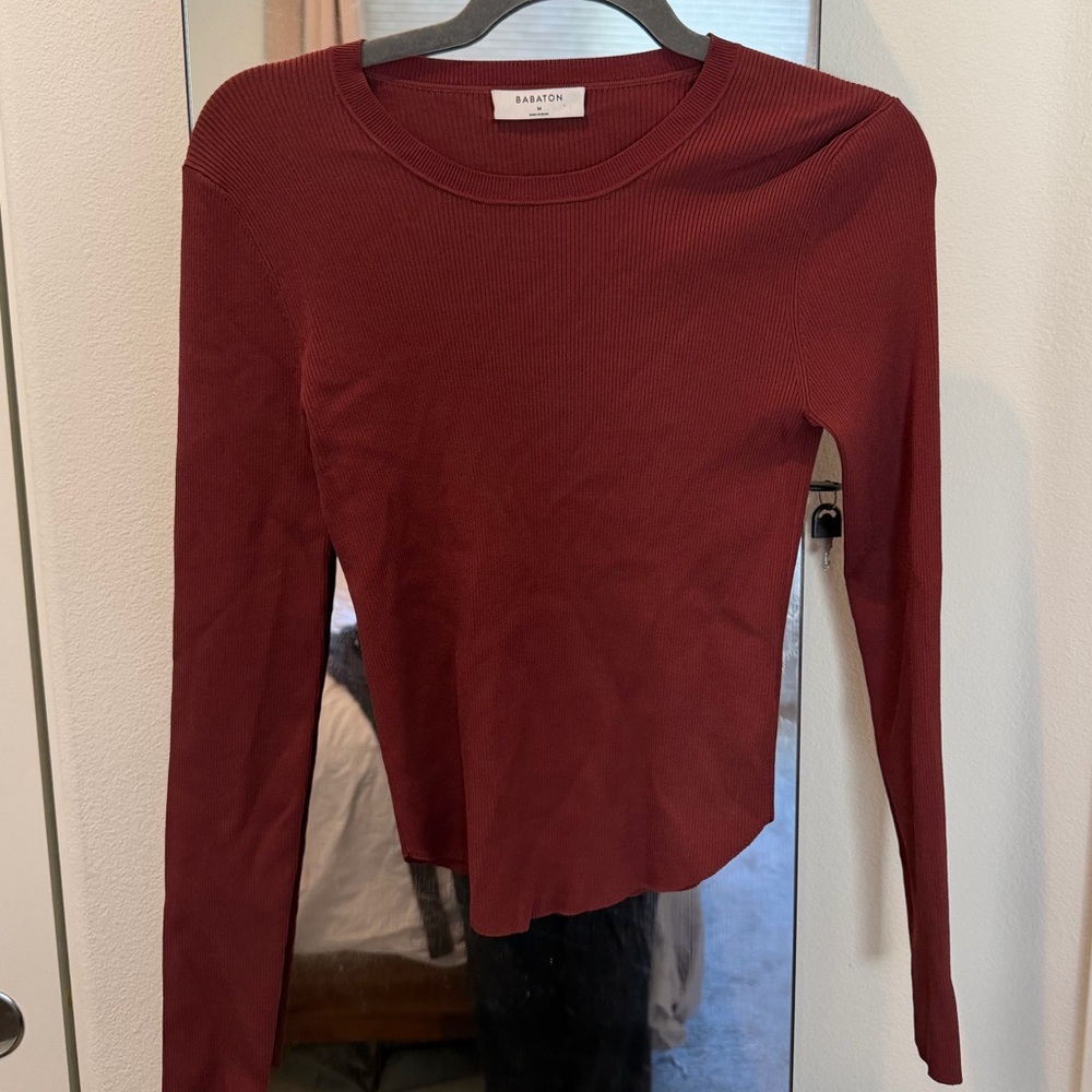 NWOT ARITZIA Babaton Burgundy Long Sleeve Tee